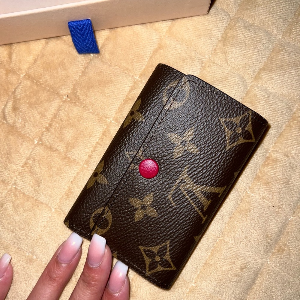 2020 Louis vuitton 6 Key holder.